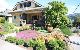 Villa Columbia Bed And Breakfast Hood River Or